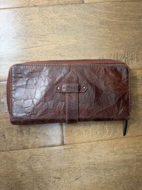 Matt & Nat Deep Brown Zip-Around Wallet